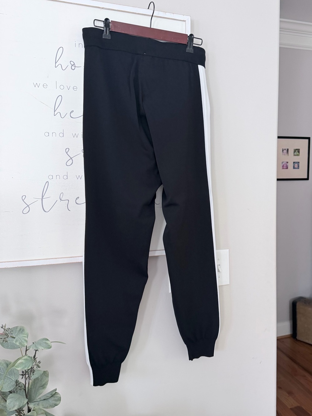 2 Piece Michael Kors Signature Logo T Shirt Jogger Sweatpant Set Black White M - Picture 11 of 16